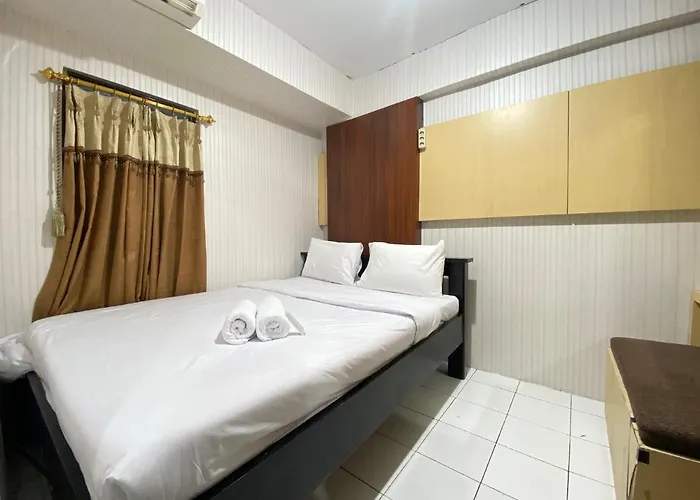 Stylish & Strategic 2Br At Gateway Ahmad Yani Cicadas Apartment Near Mall By Travelio